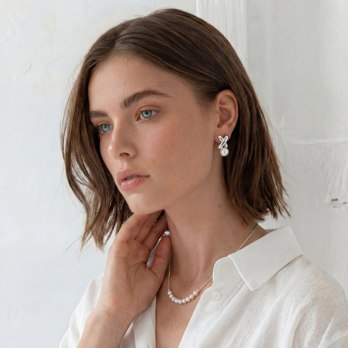Luna Pearl Arc Necklace | Zografski